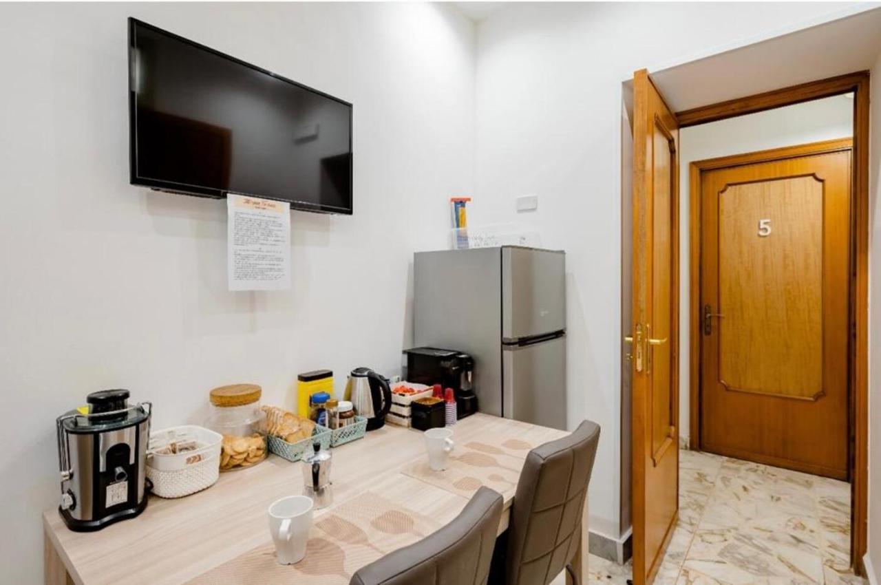 Mi Casa Tu Casa - Guest House كاتانيا المظهر الخارجي الصورة