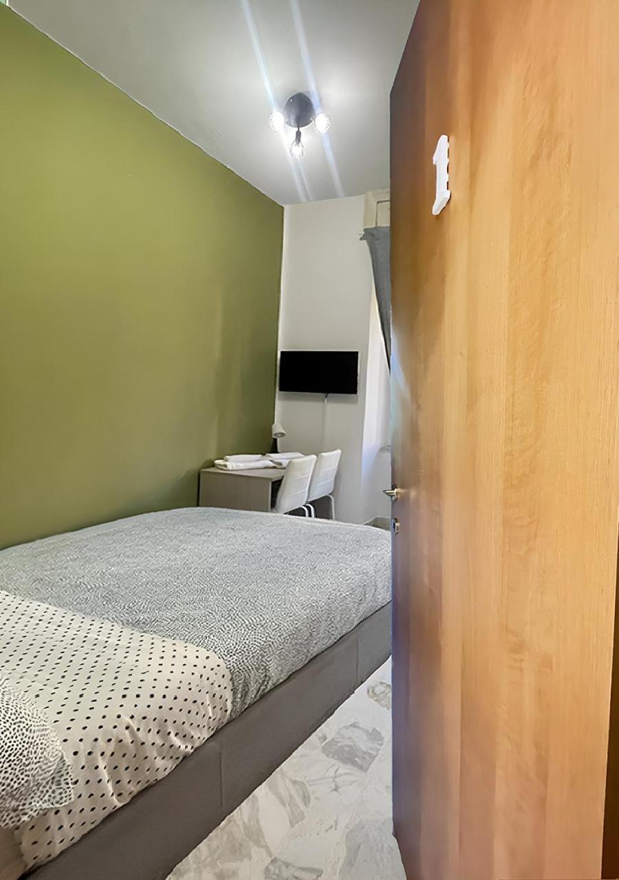 Mi Casa Tu Casa - Guest House كاتانيا المظهر الخارجي الصورة
